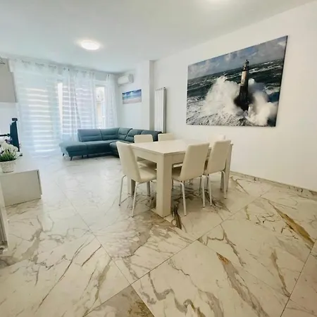 Elegante Trilocale Casino Di Apartmán Sanremo